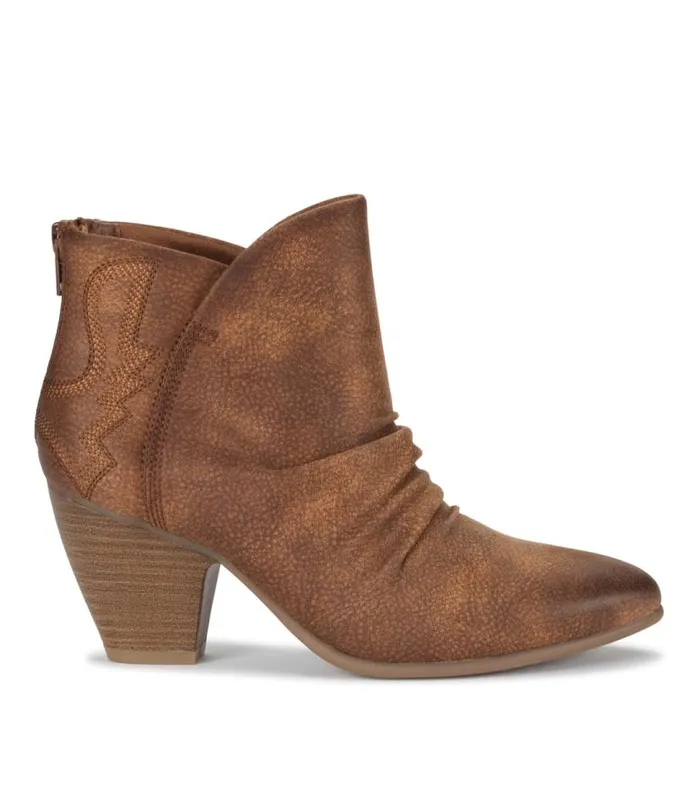 Women Baretraps Booties Leanna Bootie Cashew Women Baretraps Booties Leanna Bootie Cashew