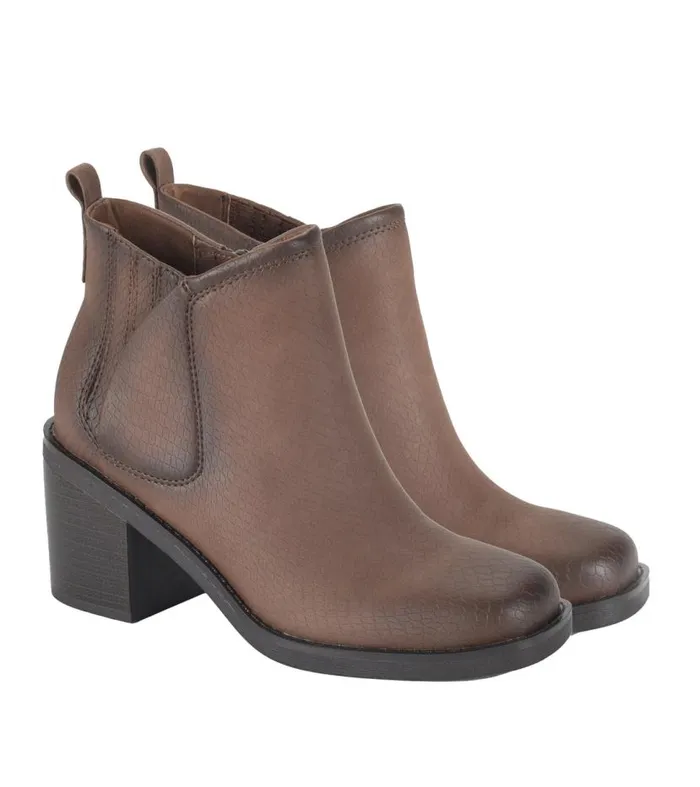 Women Baretraps Booties Maria Block Heel Bootie Oak Women Baretraps Booties Maria Block Heel Bootie Oak
