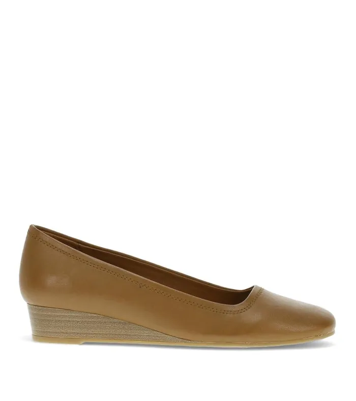 Women Baretraps Dress Shoes Covette Wedge Slip On Walnut Women Baretraps Dress Shoes Covette Wedge Slip On Walnut