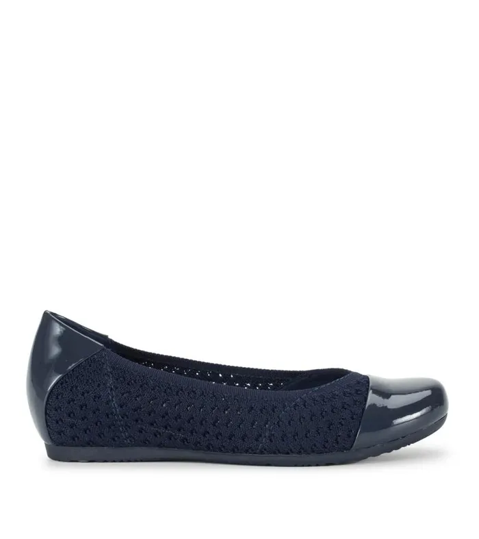 Women Baretraps Flats and Loafers Mia Casual Flat Navy Women Baretraps Flats and Loafers Mia Casual Flat Navy