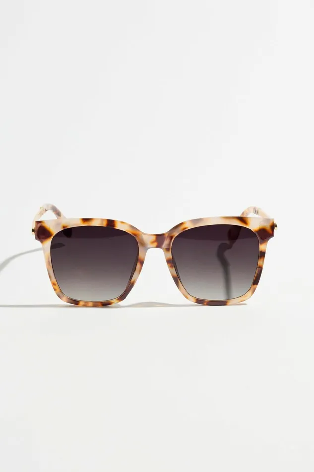 Women Dynamite Sunglasses Classic Square Sunglasses Brown