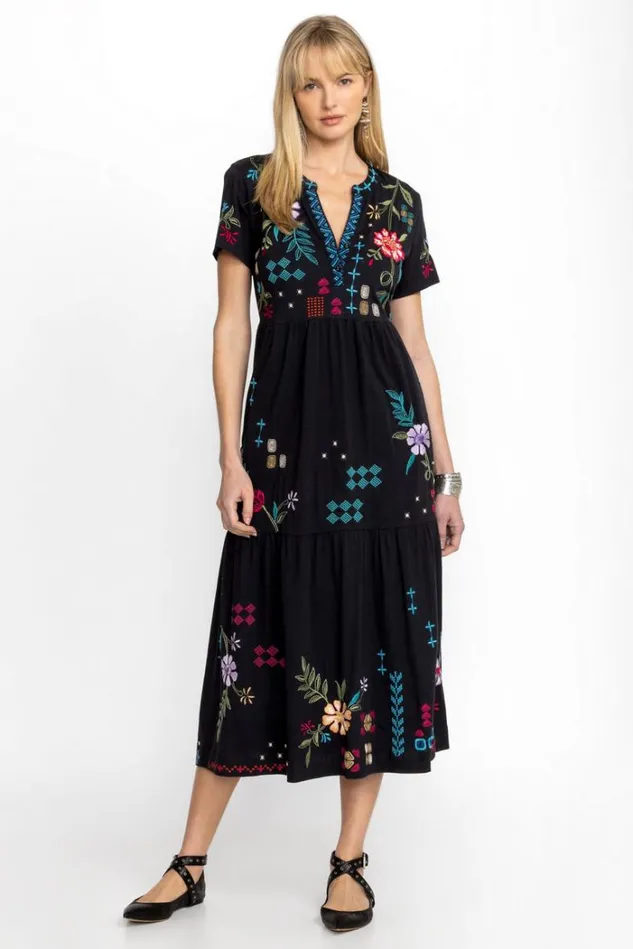 Women KATIE HENLEY TIERED KNIT DRESS Black Johnny Was Dresses