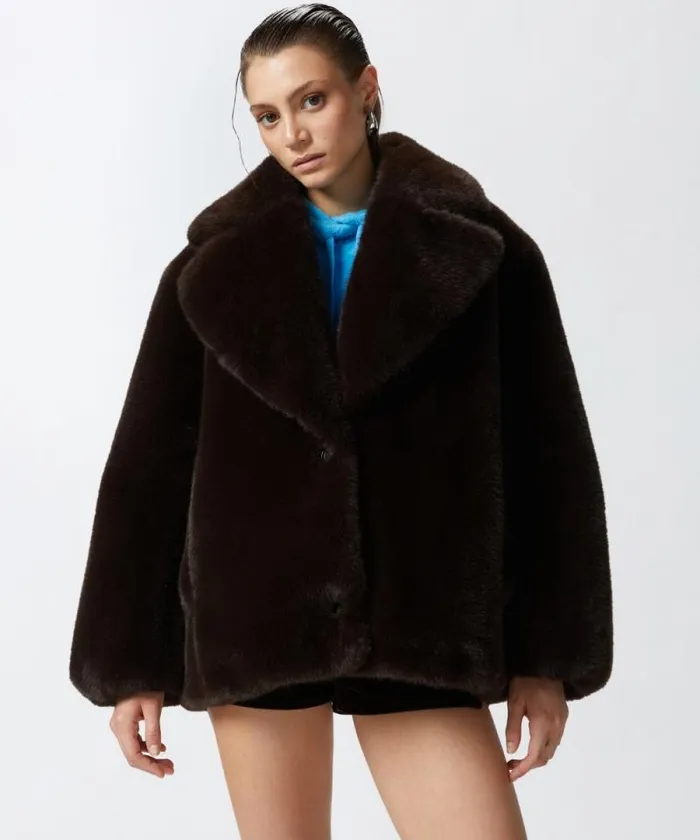 Women Outerwear Pinko Short Faux Fur Pea Coat Black Coffeebrown Women Outerwear Pinko Short Faux Fur Pea Coat Black Coffeebrown