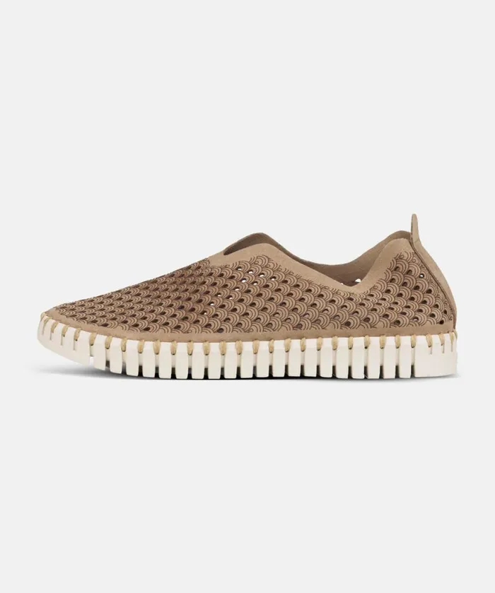 Women Tulip Flats Ilse Jacobsen Tulip SlipIn 8211 Latte Women Tulip Flats Ilse Jacobsen Tulip SlipIn 8211 Latte