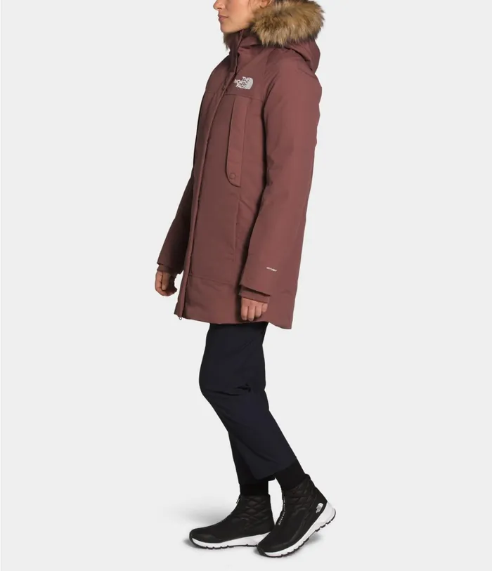 Womens NEW OUTERBOROUGHS PARKA Marron Purple The North Face Insulated and Down Jackets